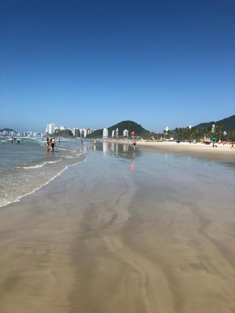 Apto Praia Da Enseada 4 Pessoas Гуаружа Екстер'єр фото